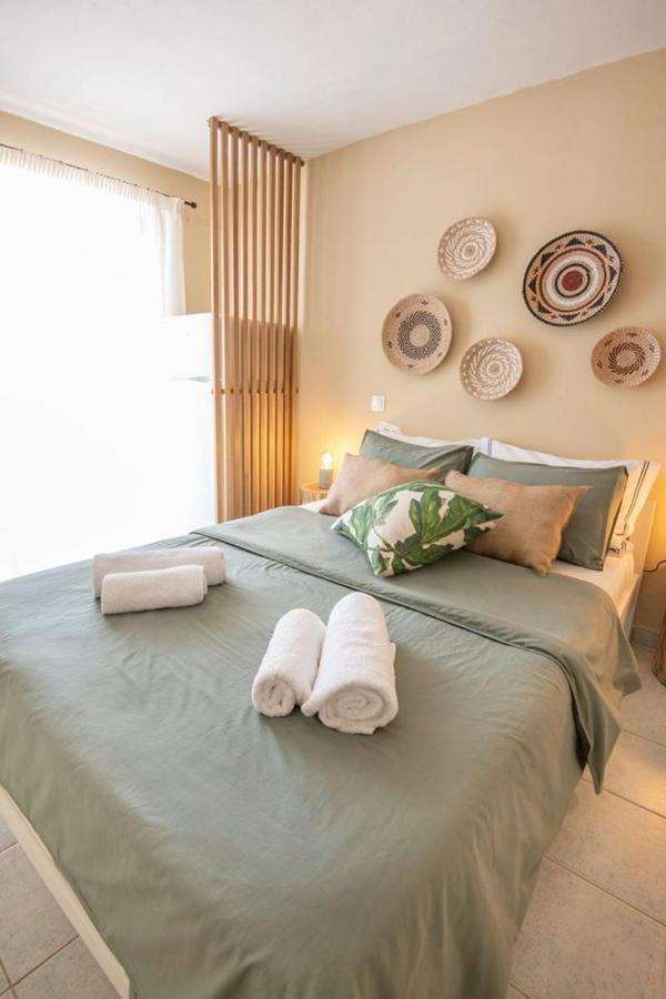 Puerto Seaside Rooms Akhladherí Eksteriør billede