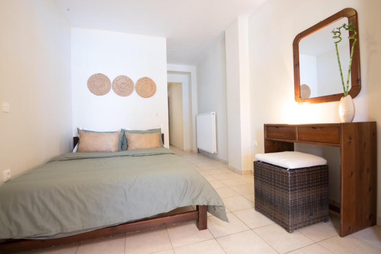 Puerto Seaside Rooms Akhladherí Eksteriør billede