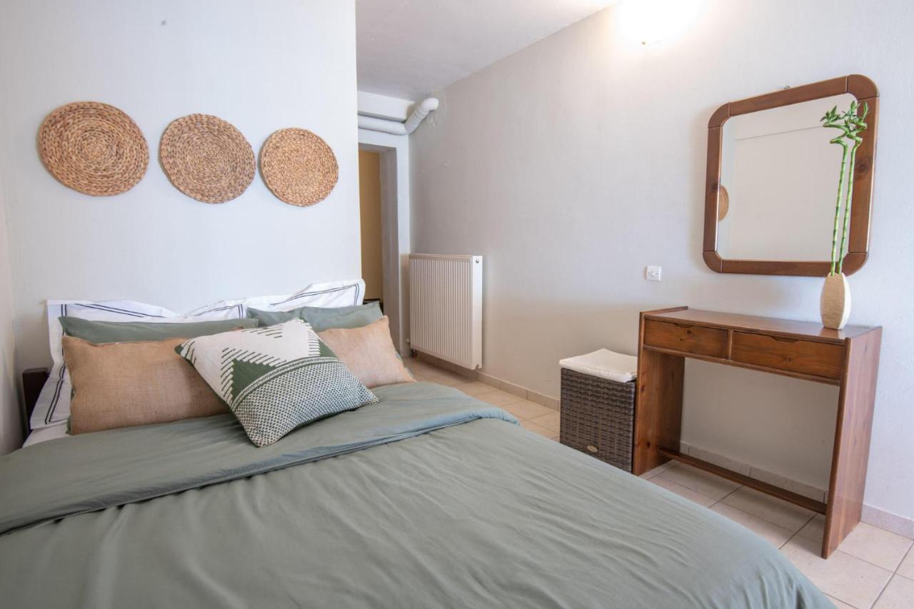Puerto Seaside Rooms Akhladherí Eksteriør billede