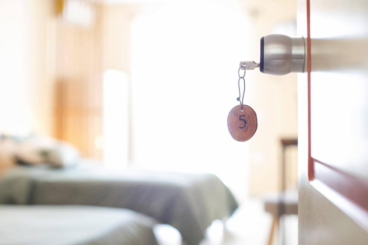 Puerto Seaside Rooms Akhladherí Eksteriør billede