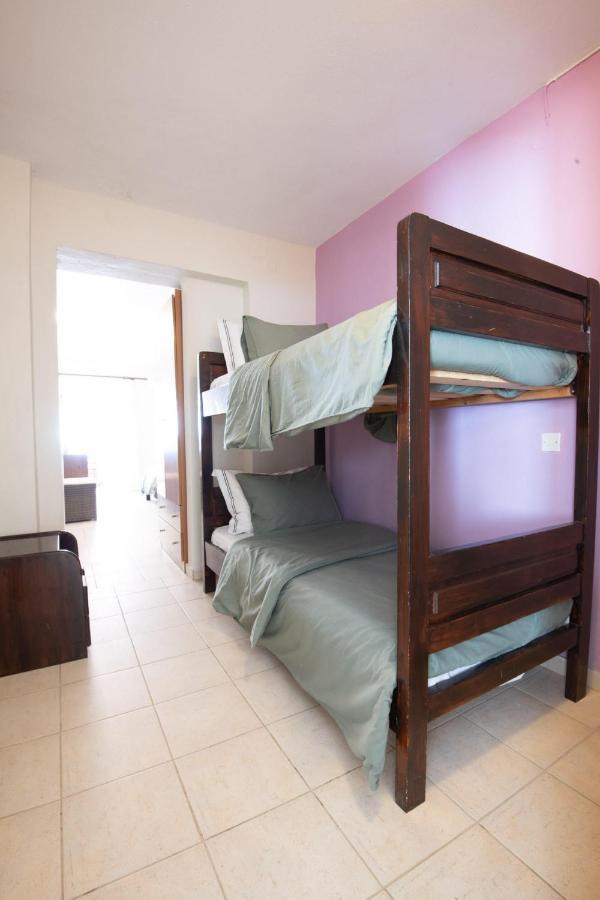 Puerto Seaside Rooms Akhladherí Eksteriør billede